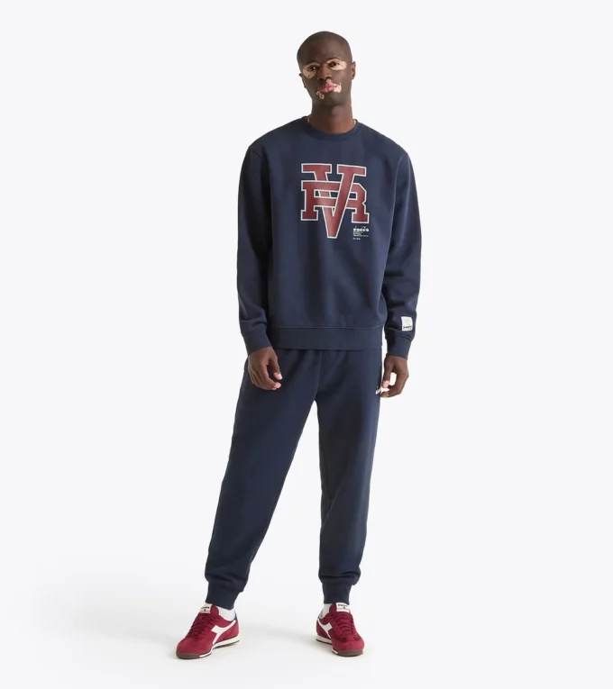 Sweat-shirt Crew Run Valley Sweat-shirt à col rond inspiré du style universitaire – Run Valley Sweat-shirt Crew Run Valley Sweat-shirt à col rond inspiré du style universitaire – Run Valley