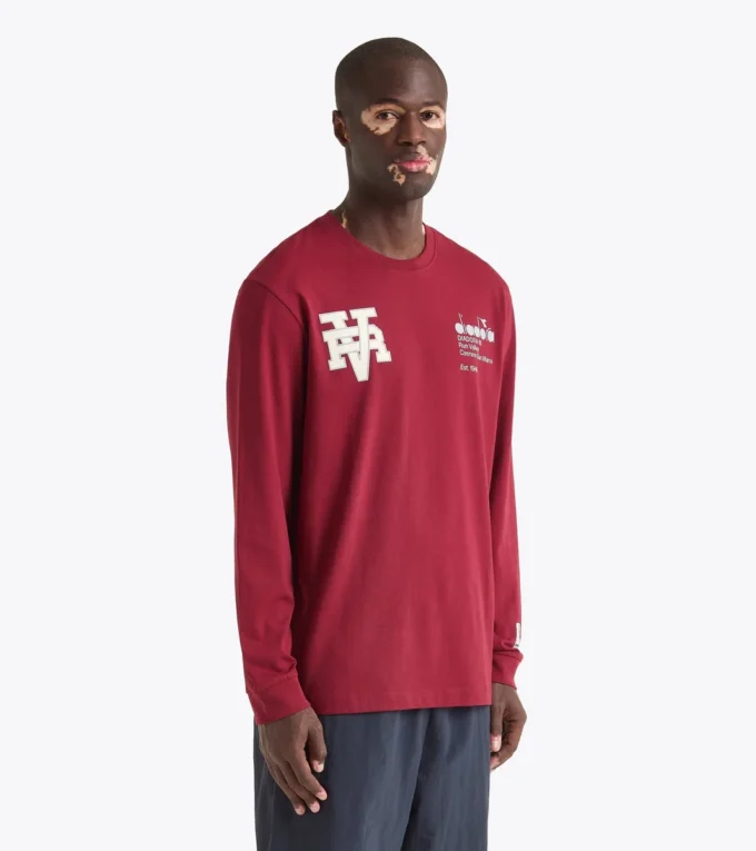 T-shirt Ls Run Valley T-shirt inspiré du style universitaire – Run Valley T-shirt Ls Run Valley T-shirt inspiré du style universitaire – Run Valley
