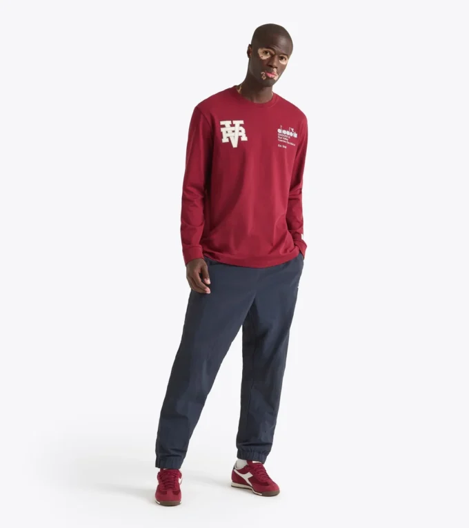 T-shirt Ls Run Valley T-shirt inspiré du style universitaire – Run Valley T-shirt Ls Run Valley T-shirt inspiré du style universitaire – Run Valley