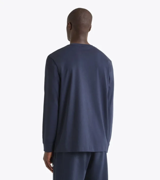 T-shirt Ls Run Valley T-shirt inspiré du style universitaire – Run Valley T-shirt Ls Run Valley T-shirt inspiré du style universitaire – Run Valley