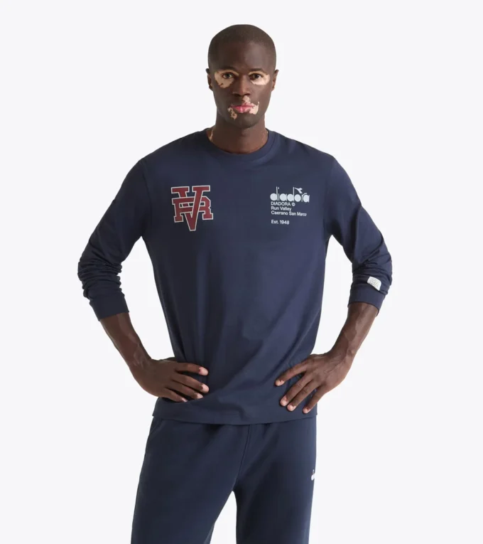 T-shirt Ls Run Valley T-shirt inspiré du style universitaire – Run Valley T-shirt Ls Run Valley T-shirt inspiré du style universitaire – Run Valley