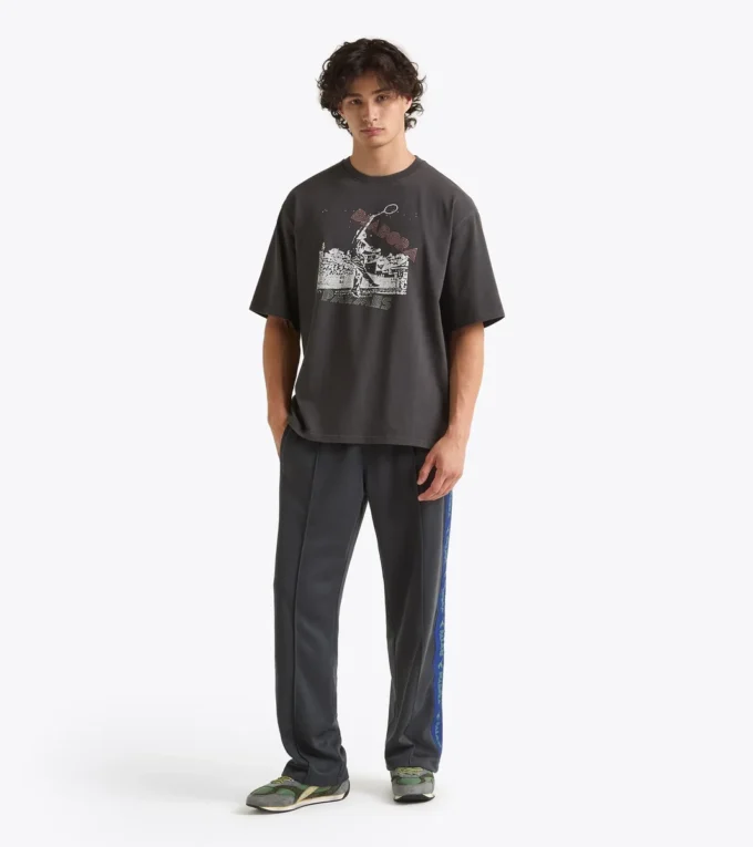 T-shirt Ss Legacy I T-shirt Legacy avec imprimé d’archive OG – Fabriqué en Italie T-shirt Ss Legacy I T-shirt Legacy avec imprimé d’archive OG – Fabriqué en Italie