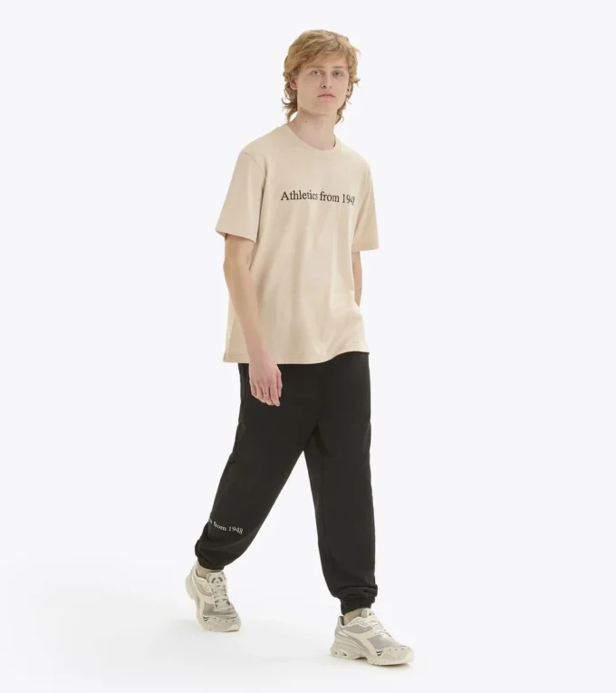 T-shirt Ss Legacy T-shirt 50 % coton recyclé – Fabriqué en Italie – Unisexe T-shirt Ss Legacy T-shirt 50 % coton recyclé – Fabriqué en Italie – Unisexe