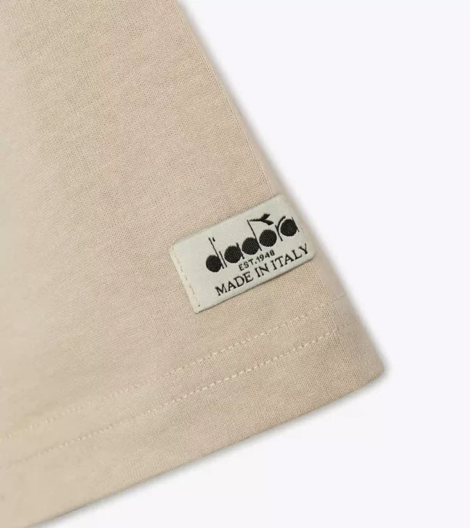 T-shirt Ss Legacy T-shirt 50 % coton recyclé – Fabriqué en Italie – Unisexe T-shirt Ss Legacy T-shirt 50 % coton recyclé – Fabriqué en Italie – Unisexe