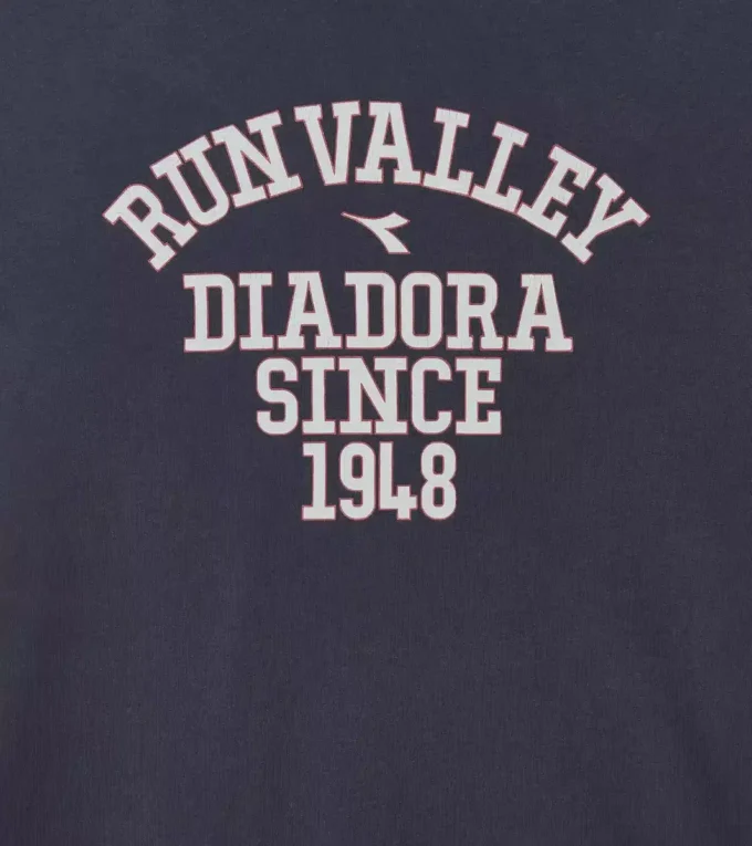 T-shirt Ss Run Valley T-shirt inspiré du style universitaire – Run Valley T-shirt Ss Run Valley T-shirt inspiré du style universitaire – Run Valley