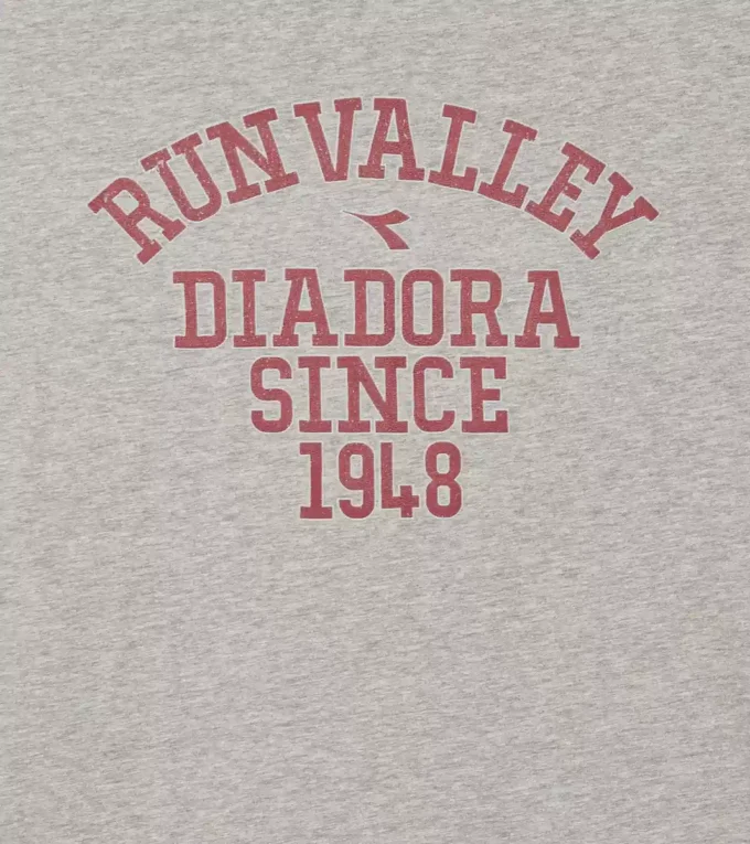 T-shirt Ss Run Valley T-shirt inspiré du style universitaire – Run Valley T-shirt Ss Run Valley T-shirt inspiré du style universitaire – Run Valley