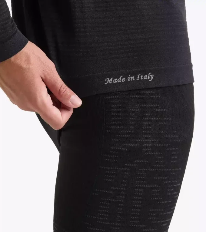 T-shirt Stratouno T-shirt technique à manches longues pour le contrôle de la température – Course à pied T-shirt Stratouno T-shirt technique à manches longues pour le contrôle de la température – Course à pied